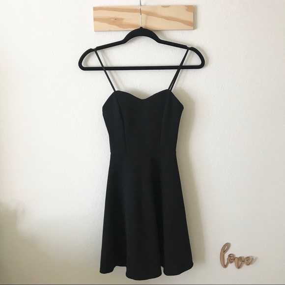 Noble U Black Mini Dress - Picture 1 of 8